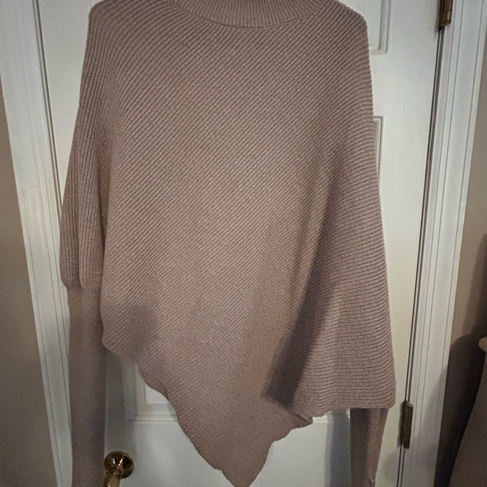 Women's Ribbed Knit Sweater - Taupe